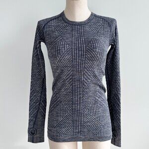 Lululemon Rest Less Long Sleeve Pullover Top Navy Blue Size 4
